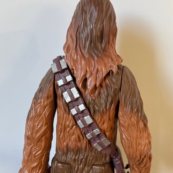 Hasbro Star Wars The Force Awakens 13-inch Chewbacca action figure - Picture 7 of 14